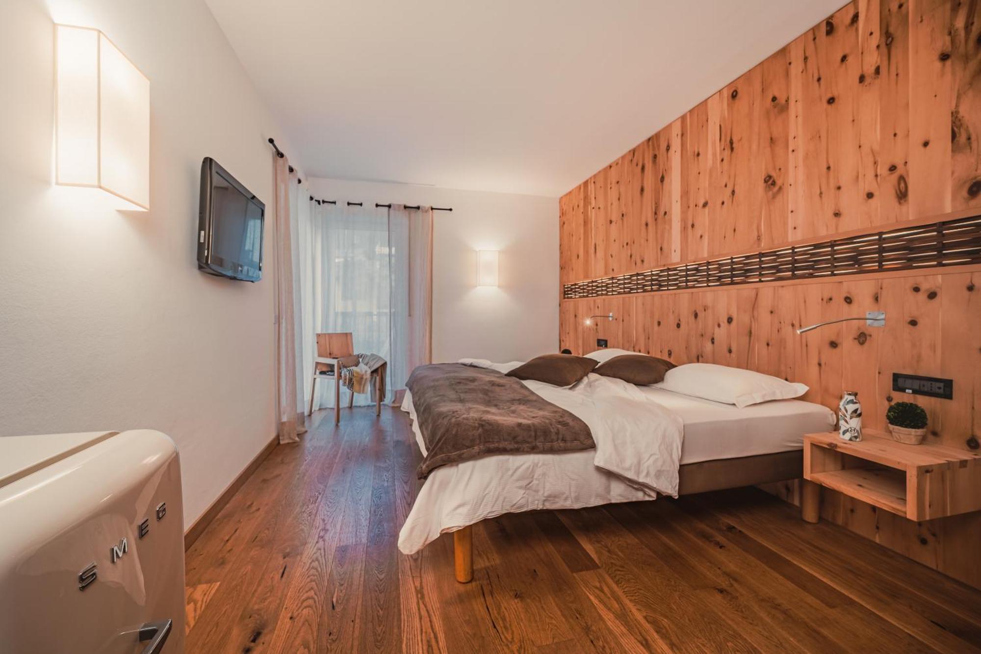 Cristallo Sport & Wellness Hotel Levico Terme Exterior foto