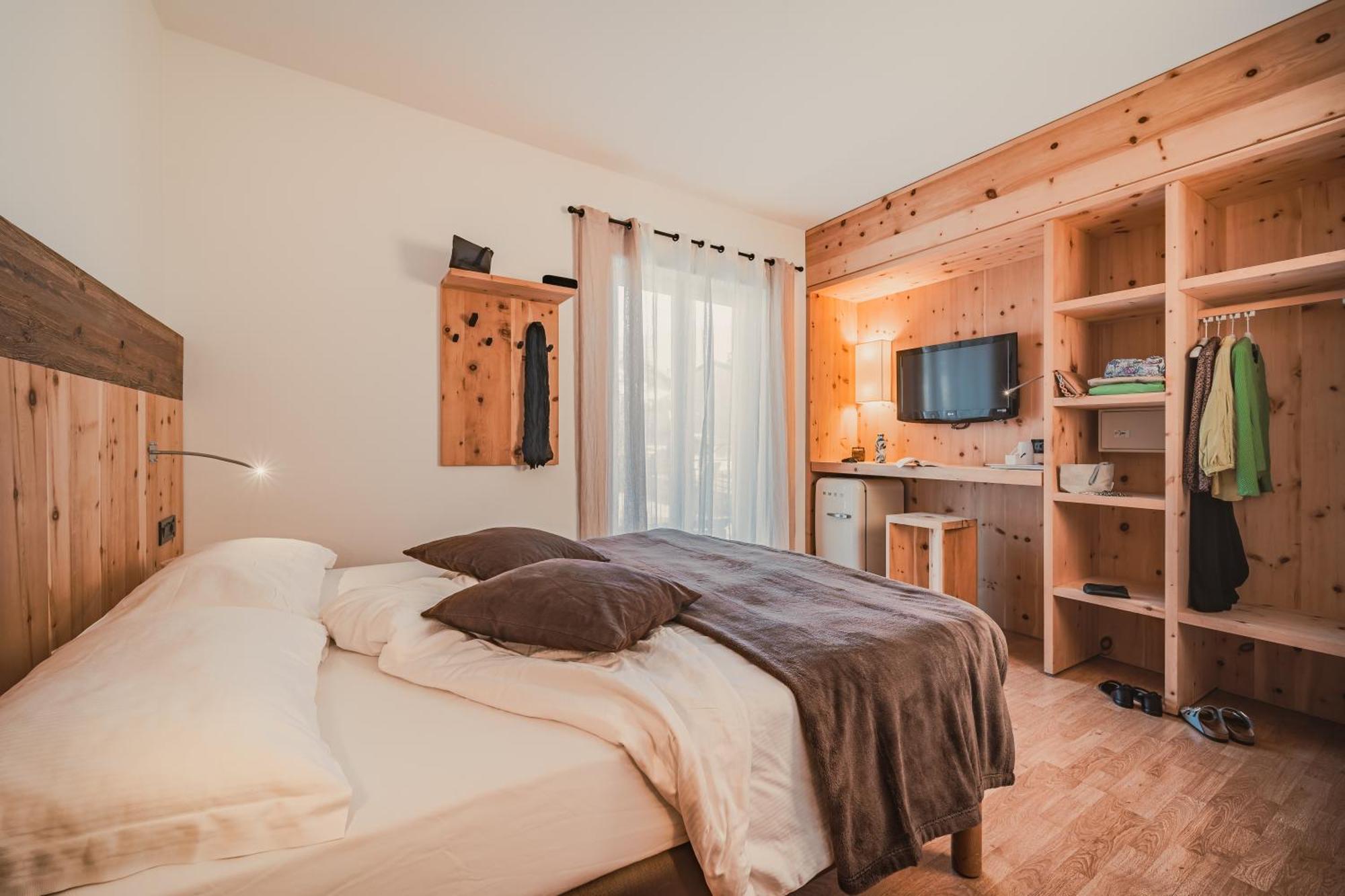 Cristallo Sport & Wellness Hotel Levico Terme Quarto foto