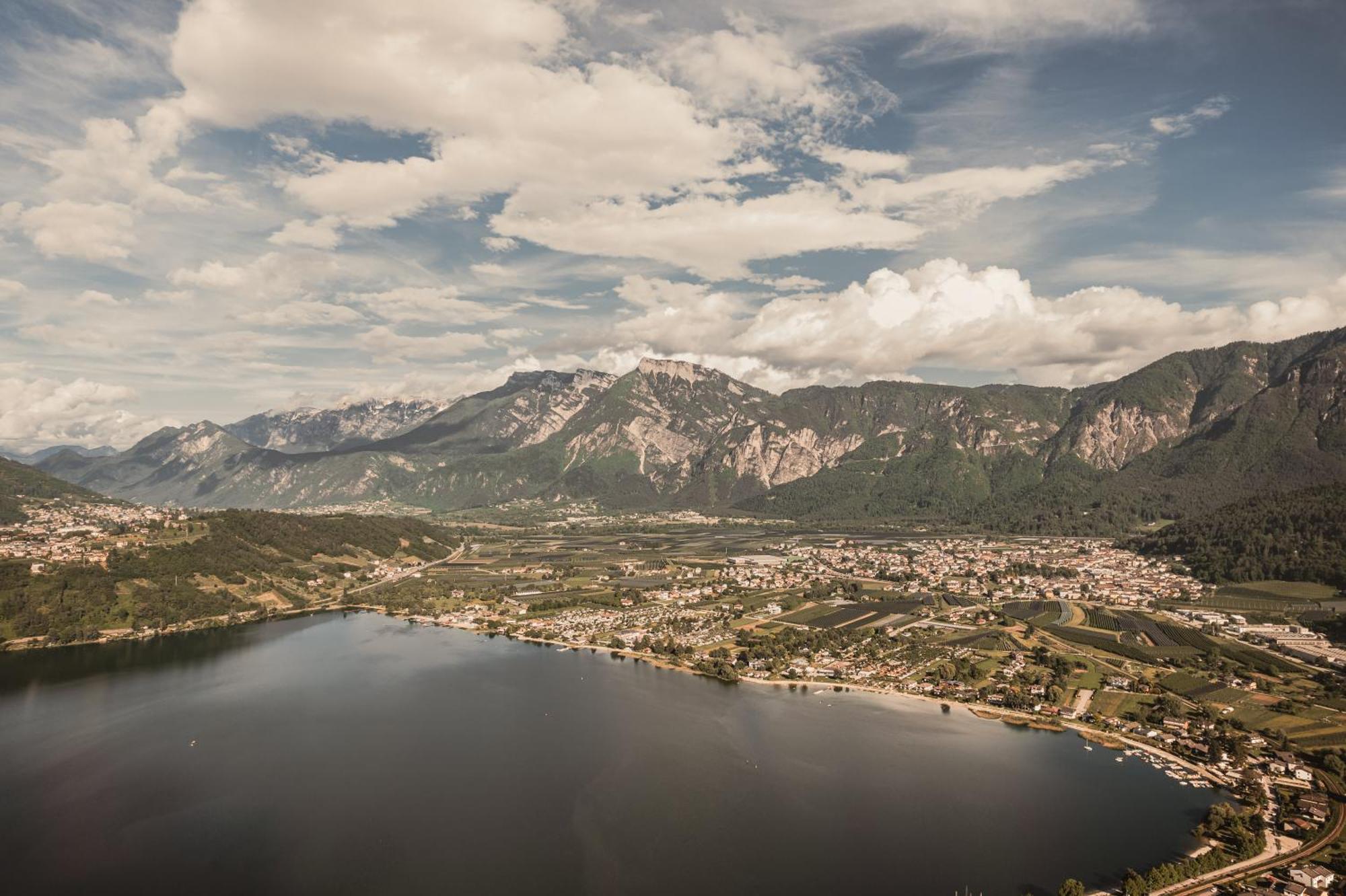 Cristallo Sport & Wellness Hotel Levico Terme Exterior foto